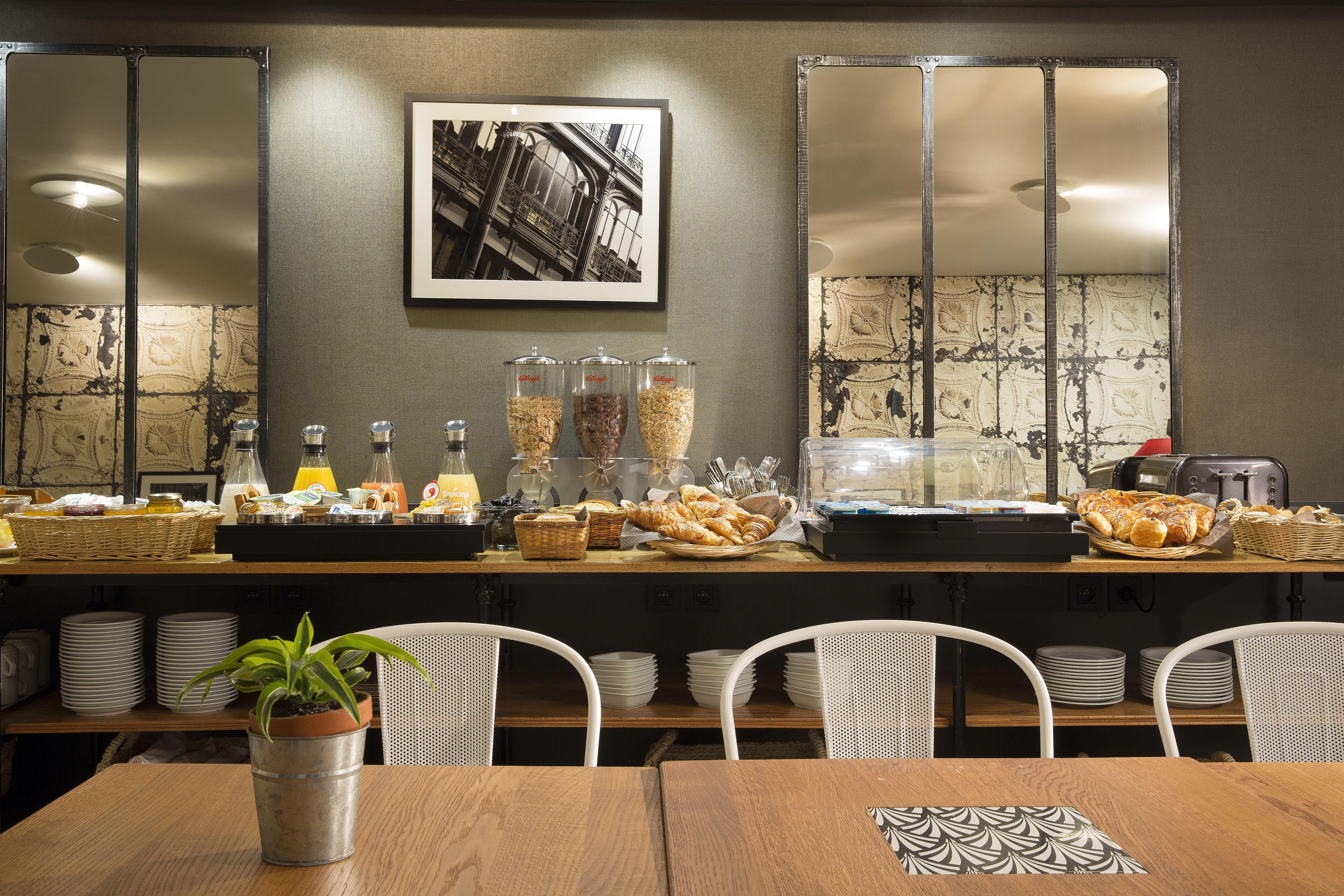 Hotel Espace Champerret Левалоа-Пере Екстериор снимка