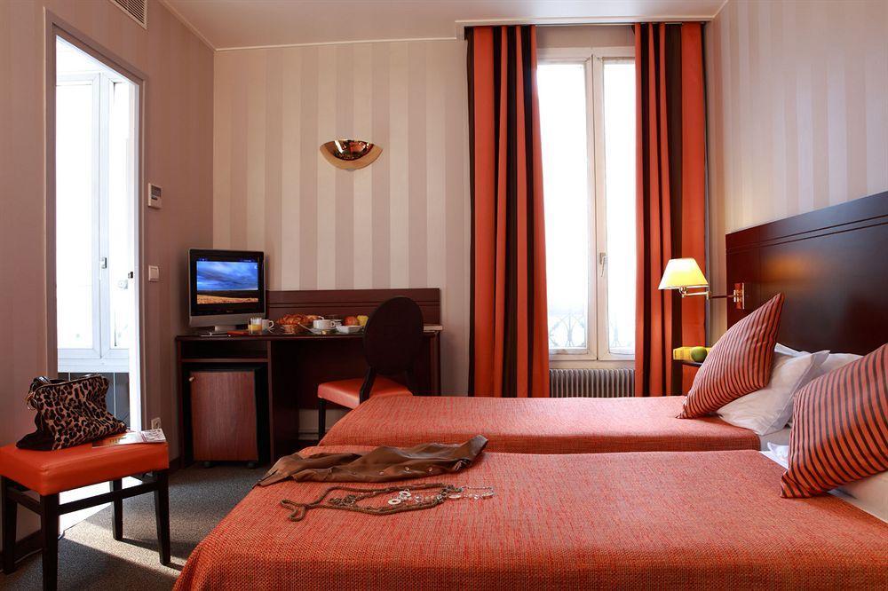 Hotel Espace Champerret Левалоа-Пере Екстериор снимка
